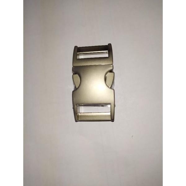 Paracord Buckle Metal (Medium and Large)