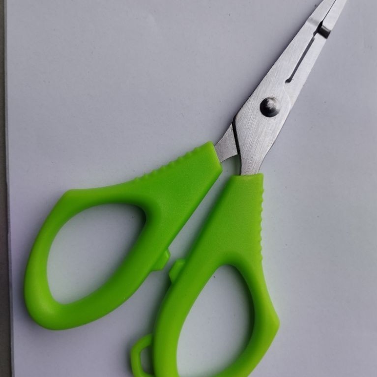 Daiwa Phantom Braid Scissors with Split Ring Opener