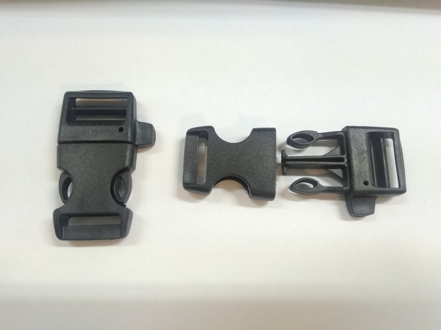 Paracord Bracelet Buckle 55mm w Whistle