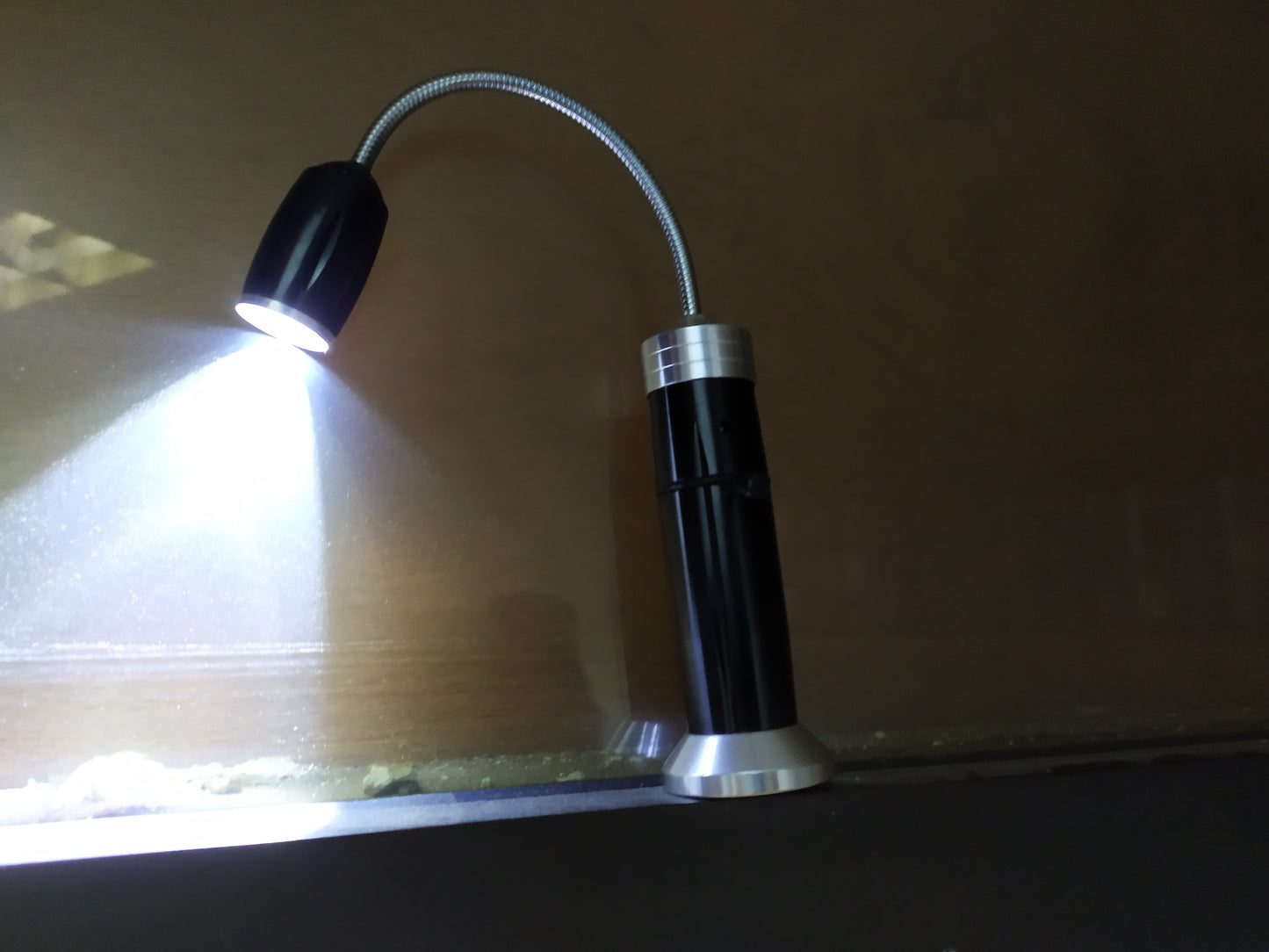 Flex-Head LED Flash Light