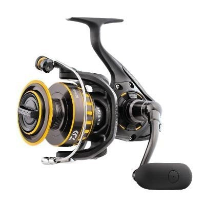 Daiwa BG Spinning Reel (Sizes: 2000 3000 4000) Heavy Duty Salt Water Play 2016 Model